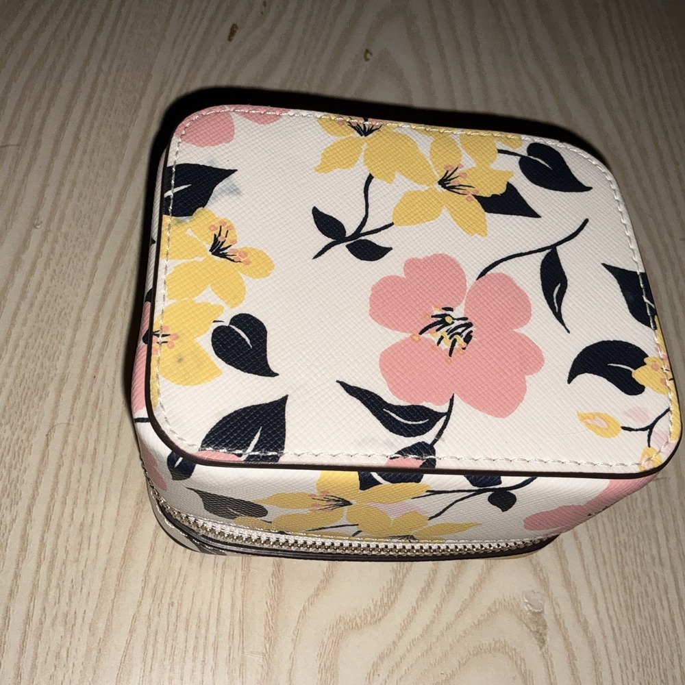 Kate Spade Jewelry Accessory Case Compact Portable Floral Print - Picture 4 of 6